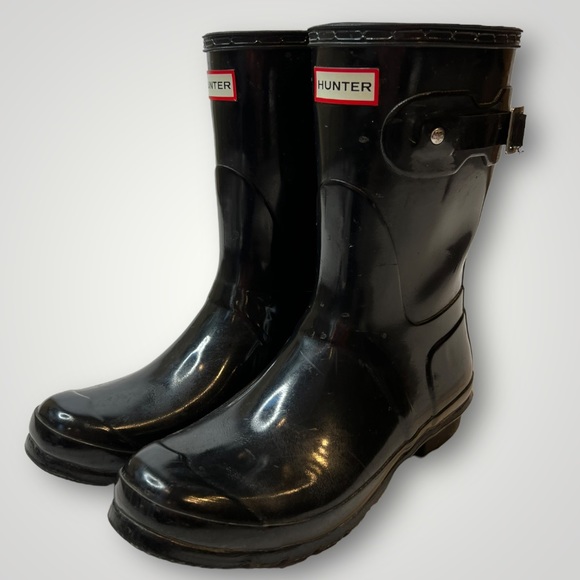 Hunter Shoes - Hunter Women's Short Back Adjustable Gloss Rain Boots in black